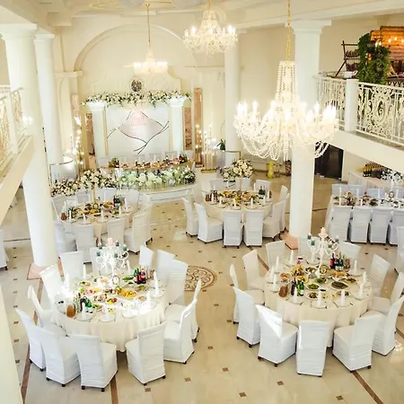 Готель Софія Bed & Breakfast Dolyna